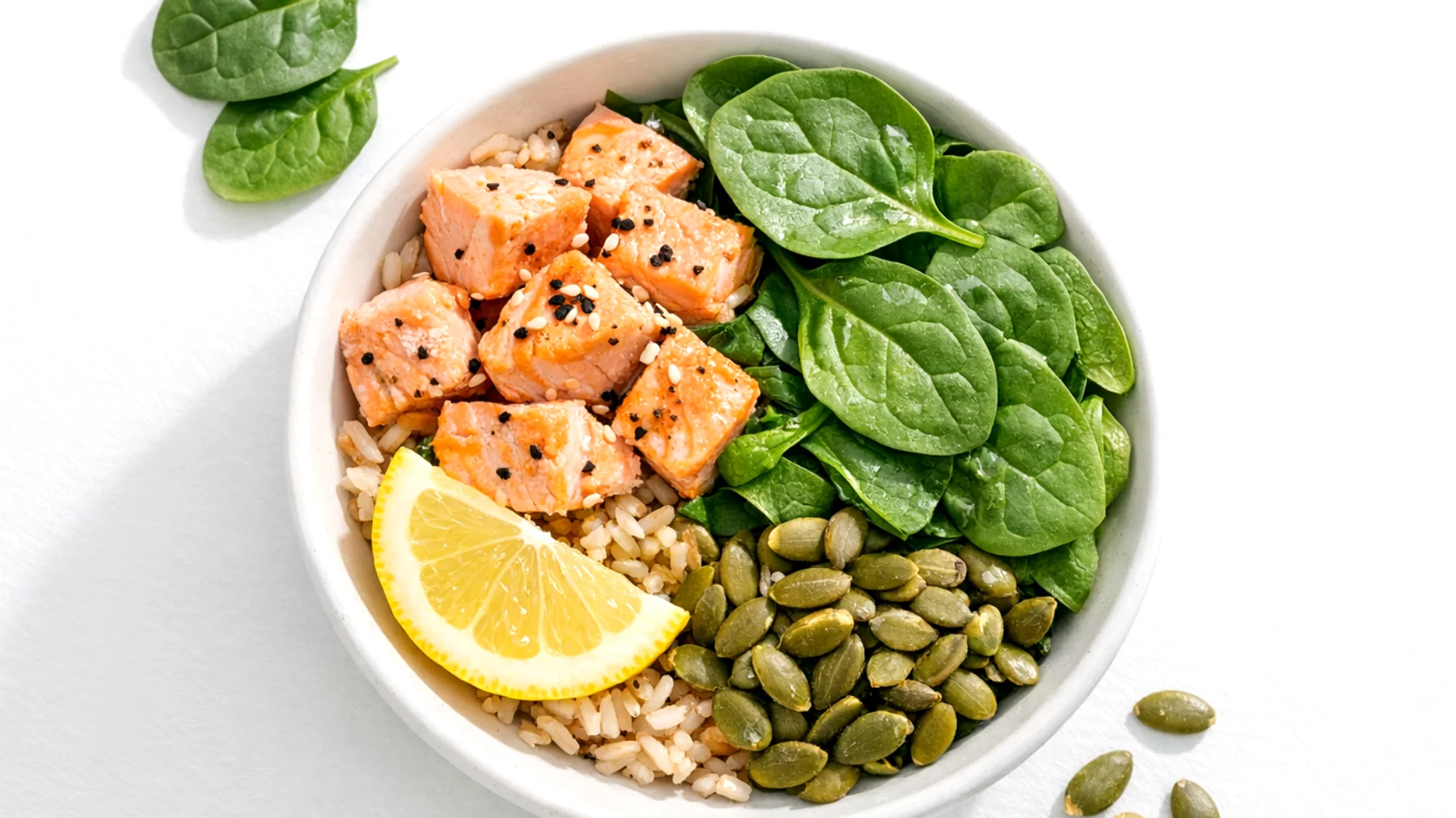 Quali ricette poco caloriche si possono preparare integrando alimenti utili a migliorare la postura?"